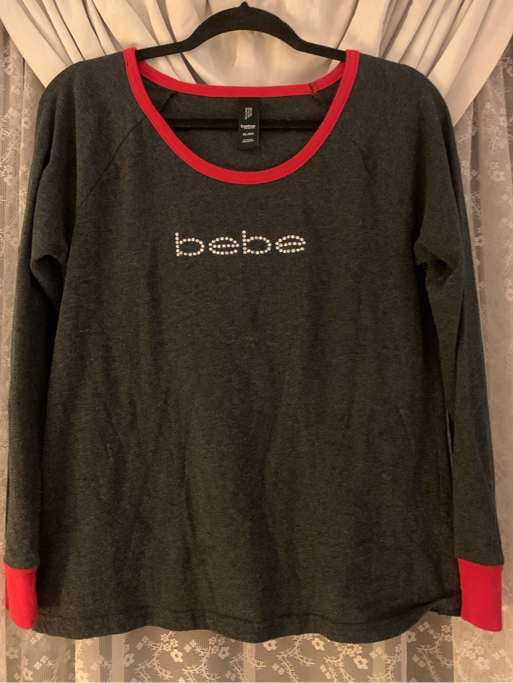 Bebe Woman's XL Long Sleeve Shirt